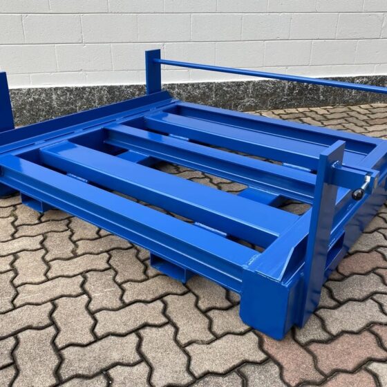 contenitore porta subbi con maniglie di bloccaggio