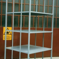 carrello a ripiani in lamiera